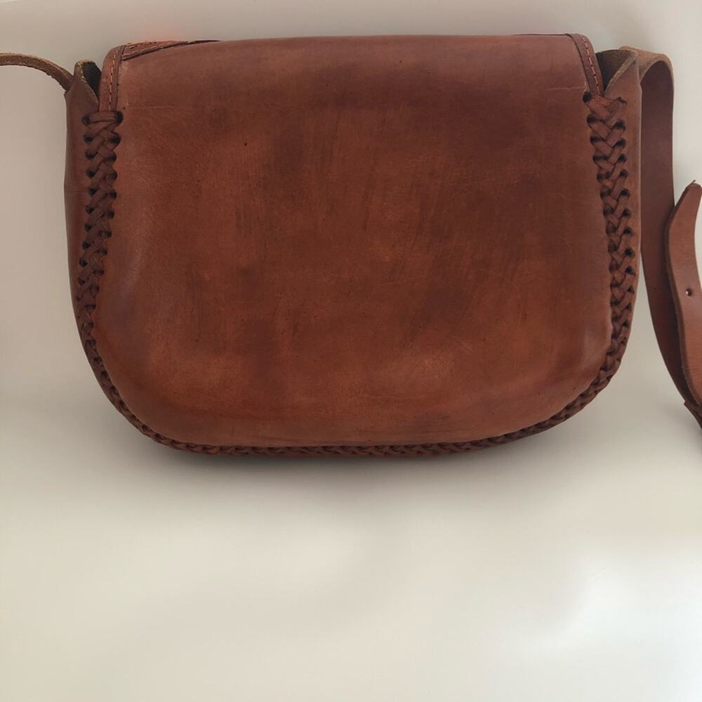 Handmade Floral Embroidered Leather Crossbody Bag - Picture 4 of 11